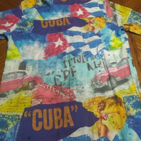 'Cuba" Themed Men's Button Up Shirt - Picture 3 of 3
